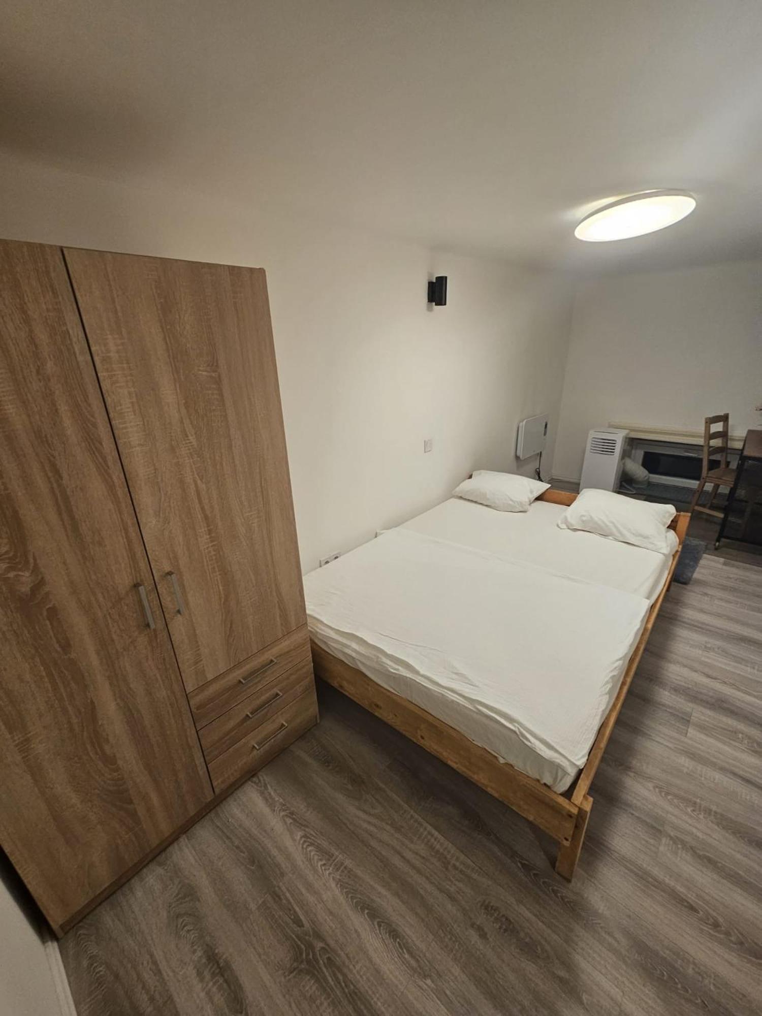 7Dab 4 Josika 28 Contactless Self Check-In Hotel Budapest Eksteriør billede